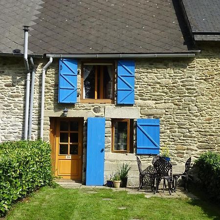 La Porcherie Villa Hellean Bagian luar foto